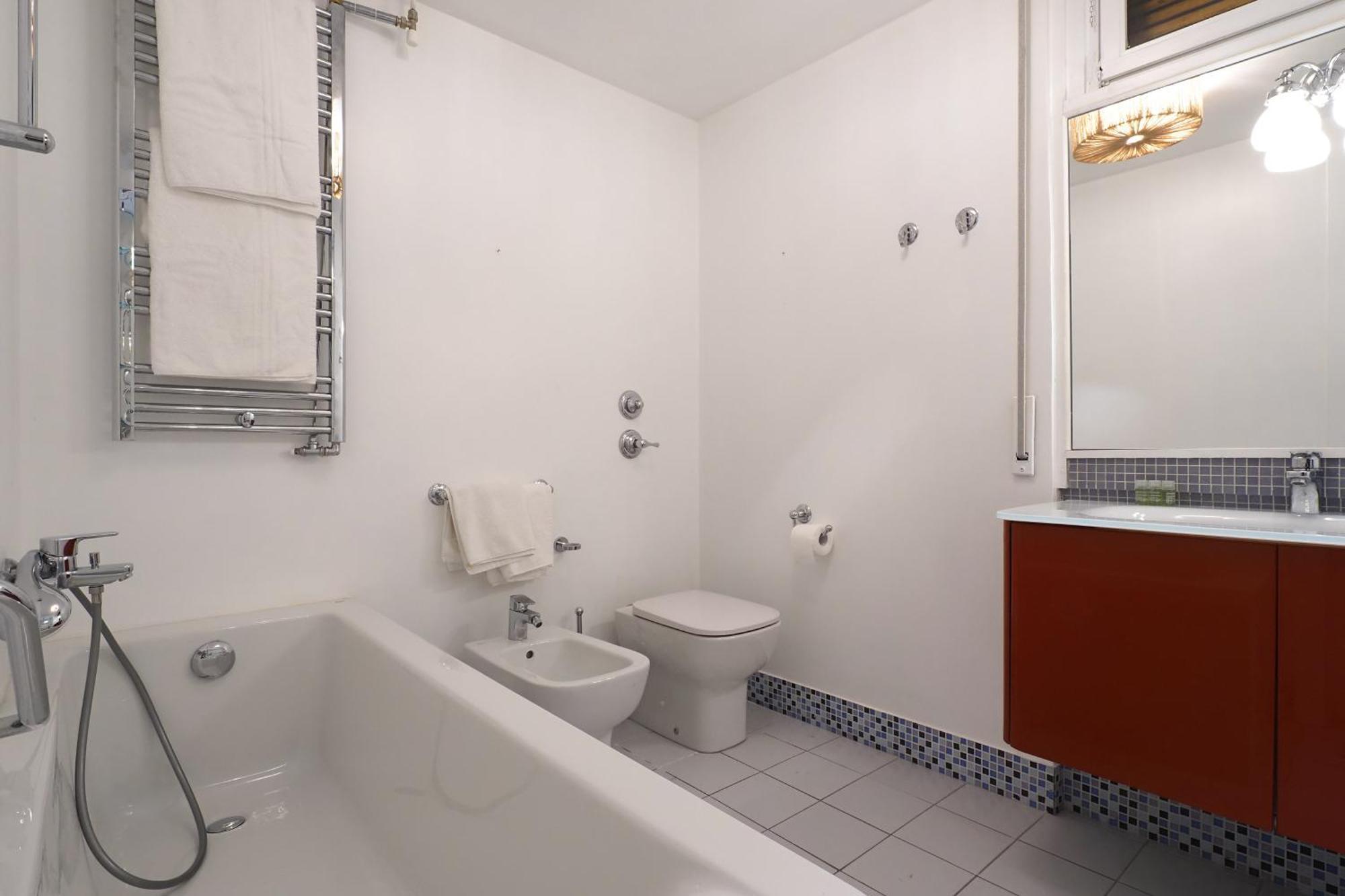 Homnest I S.Ambrogio Elegant Apt Milano Dış mekan fotoğraf